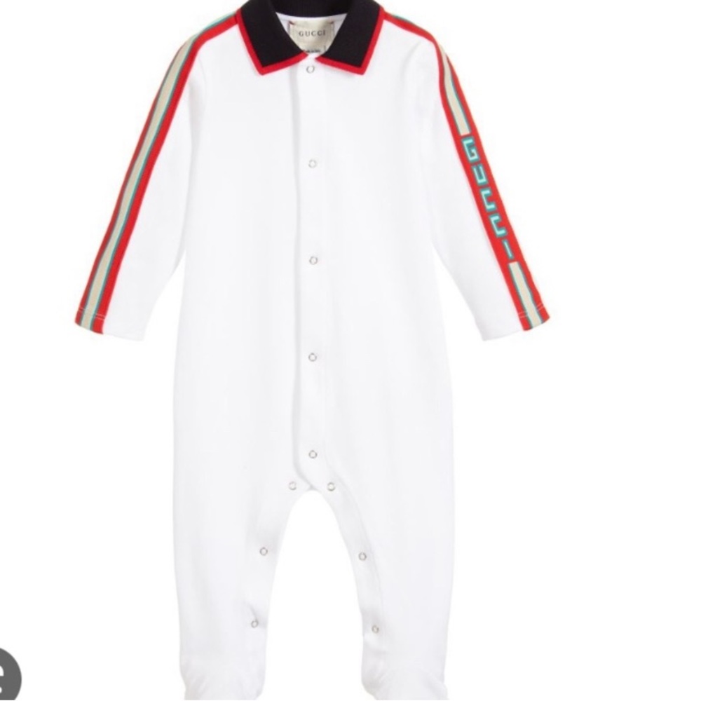 gucci babygrow 6-9 m